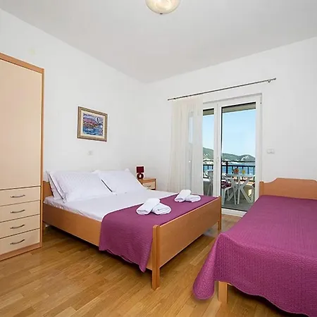 Apartments By The Sea Igrane, Makarska - 17292 Exterior photo