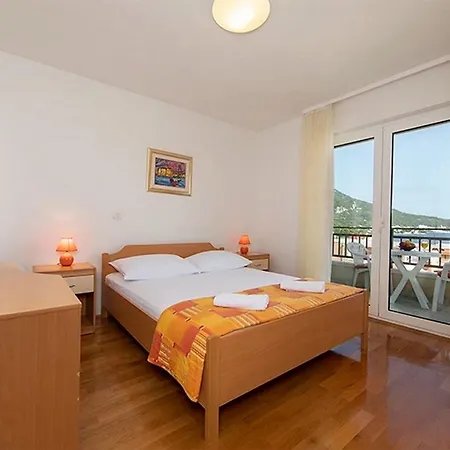 Apartments By The Sea Igrane, Makarska - 17292 Exterior photo