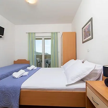 Apartments By The Sea Igrane, Makarska - 17292 Room photo