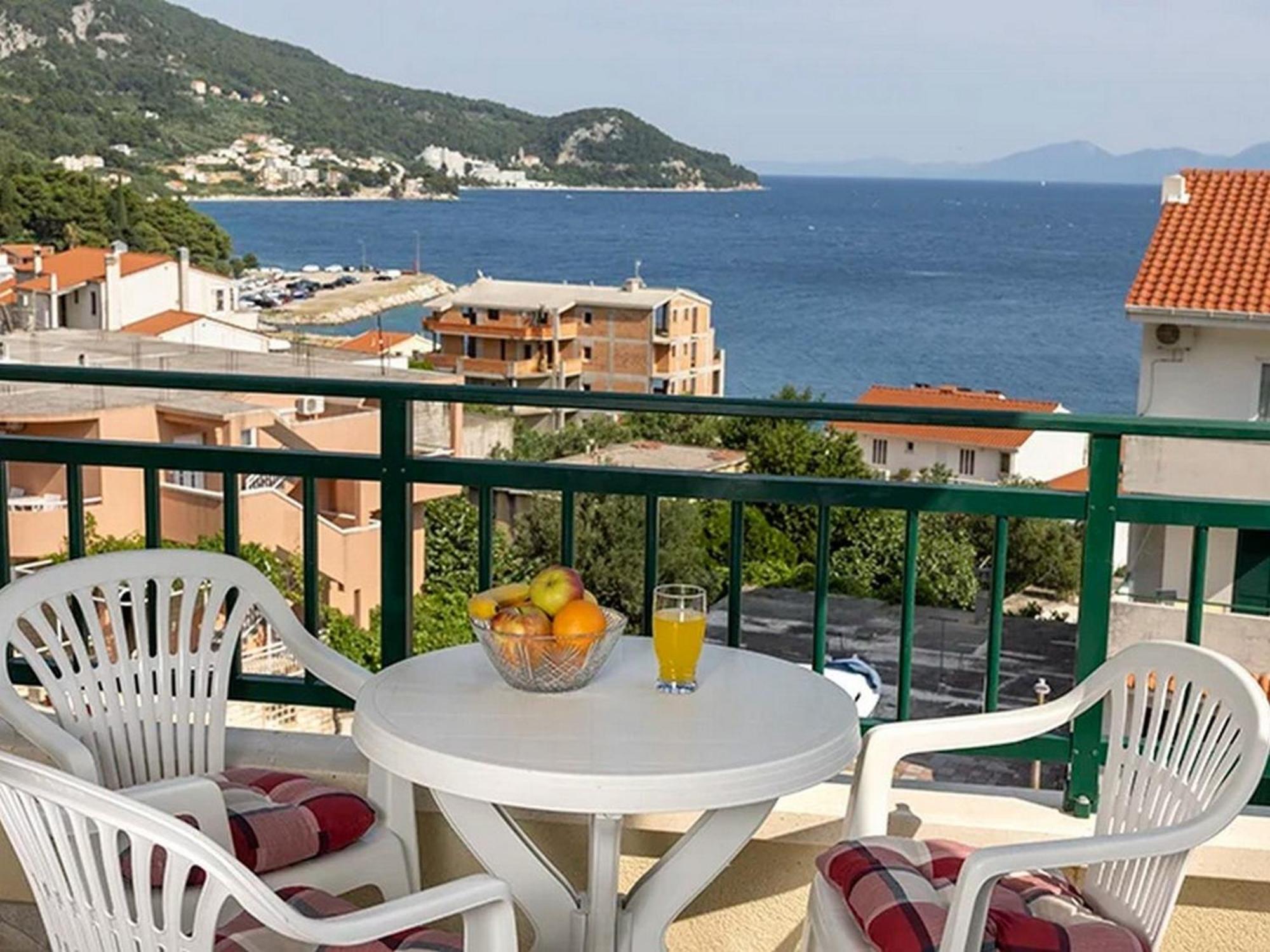 By The Sea Igrane, Makarska - 17292 Apartment Igrane