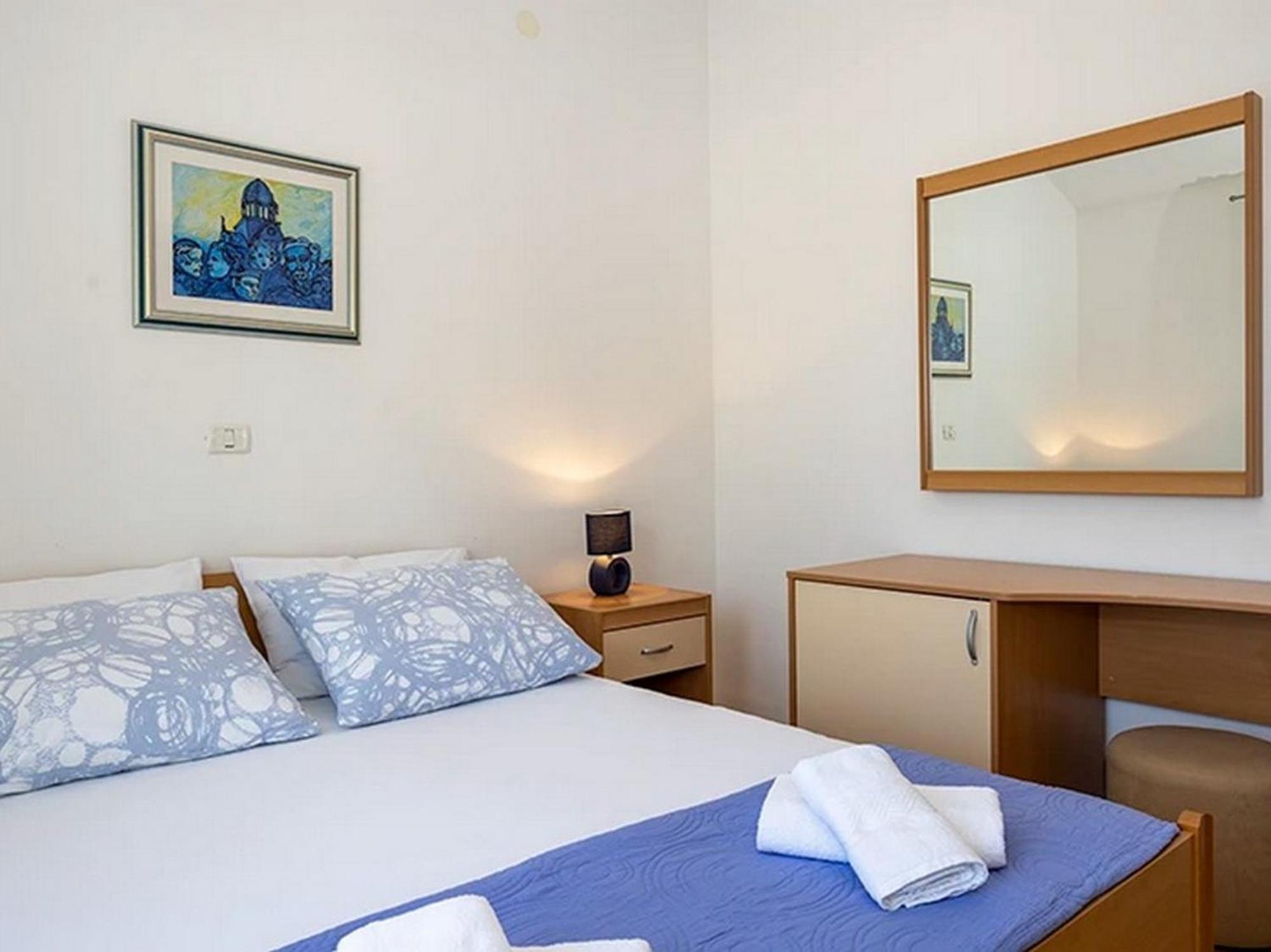 Apartment By The Sea Igrane, Makarska - 17292
